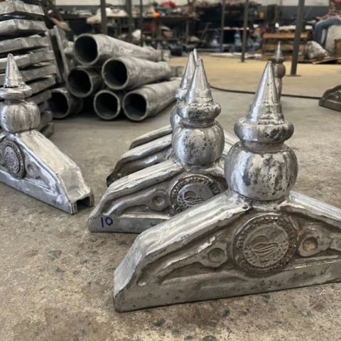 เหล็กหล่อหัวเสา